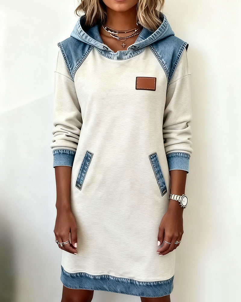 Robe À Capuche Avec Empiècements Contrastés