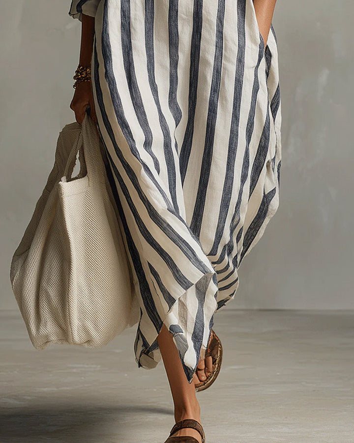 Robe Rayée À Col À Revers