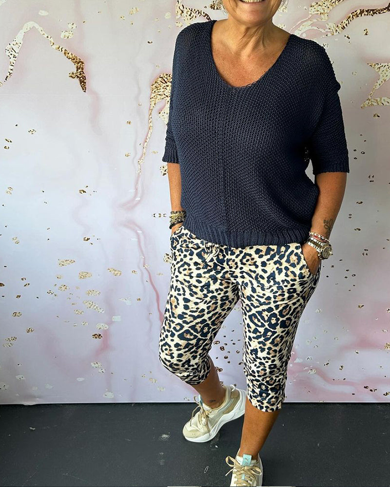 Pantalon court svelte imprimé léopard