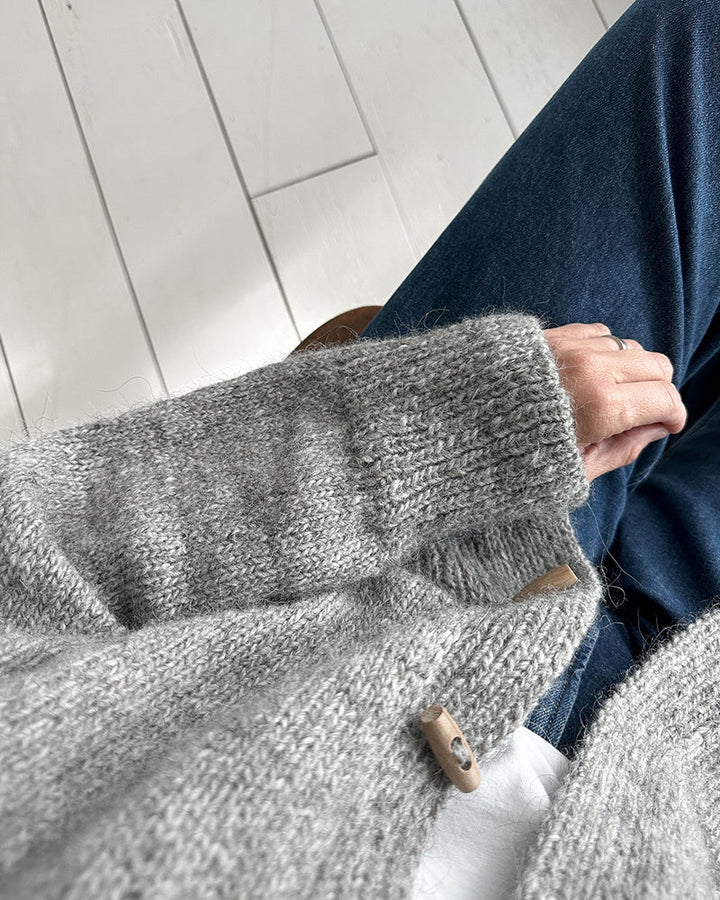 Cardigan uni à col montant et boutons en corne
